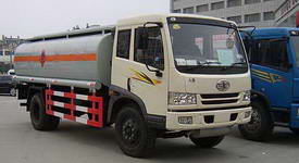 解放單橋化工液體運(yùn)輸車(chē)圖片